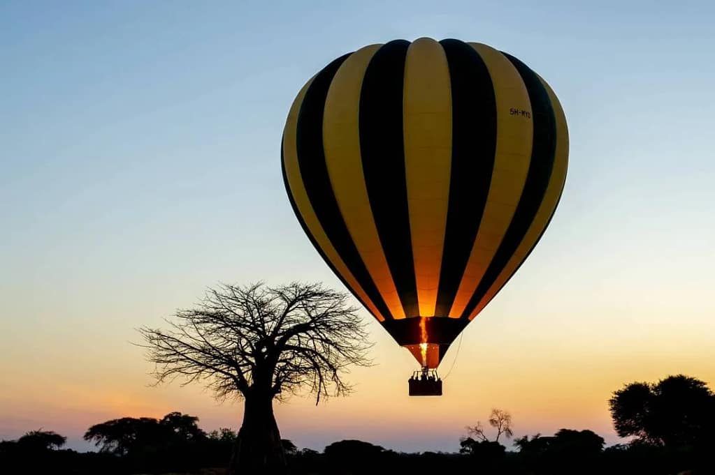 balloon safari in serengeti